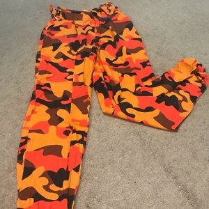 Women Orange Camo Pants Waist Adjustable Like New!